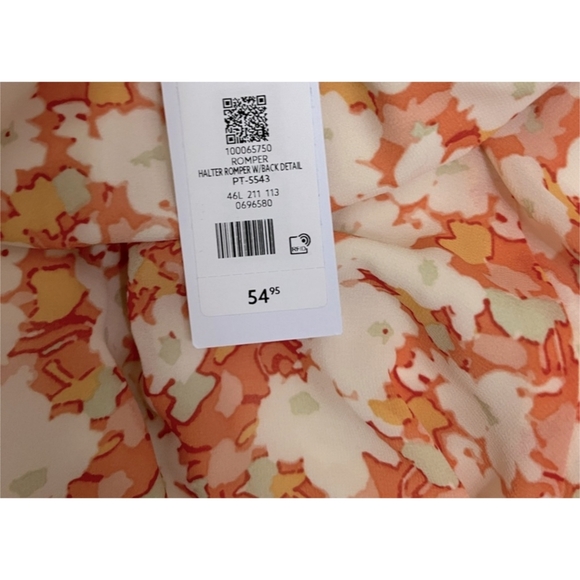 NWT Dynamite floral halter romper - Picture 9 of 9